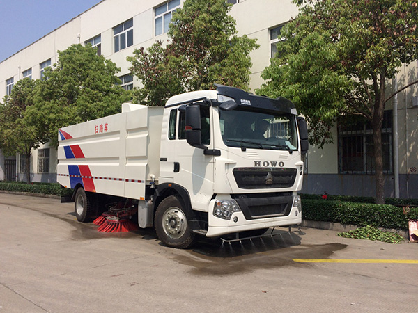 灑水洗掃車(chē)廠家